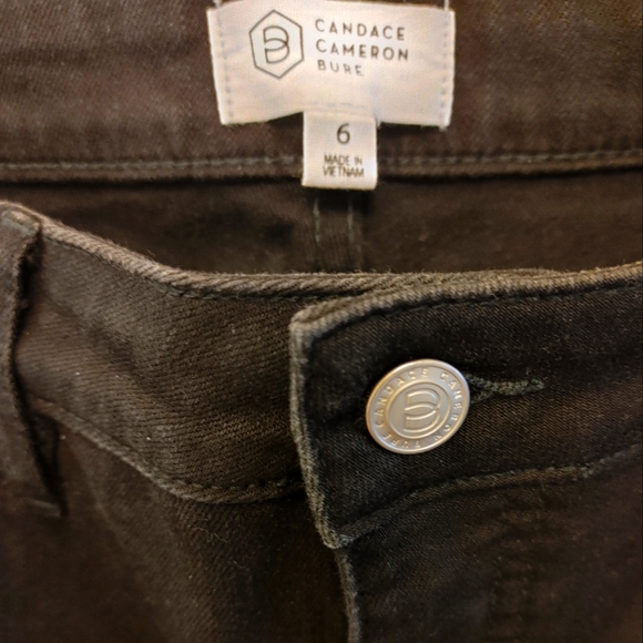 CANDACE CAMERON BURE STRAIGHT LEG JEANS - BLACK - Picture 2 of 3